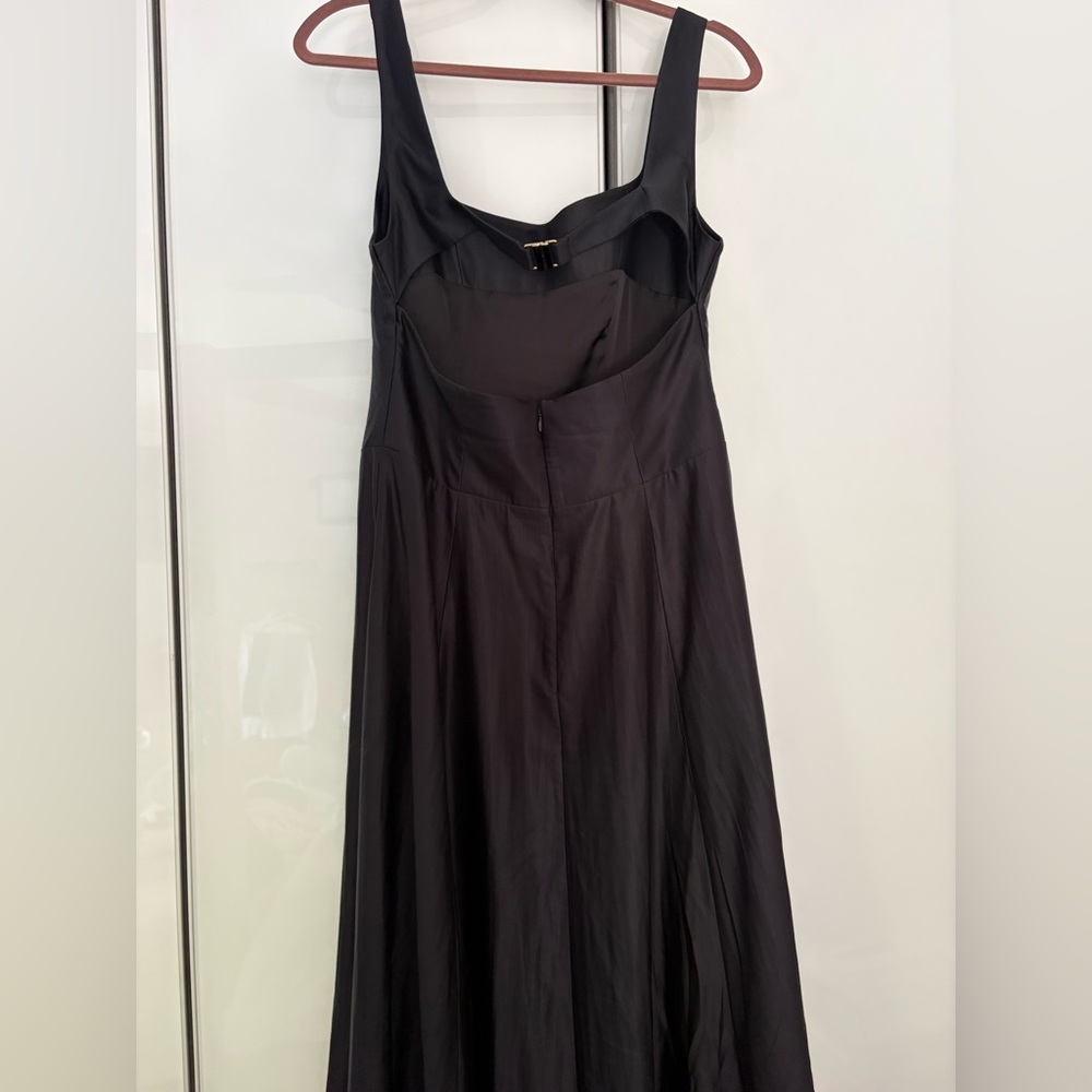 Lovers + Friends Esmeralda Gown - Picture 5 of 6